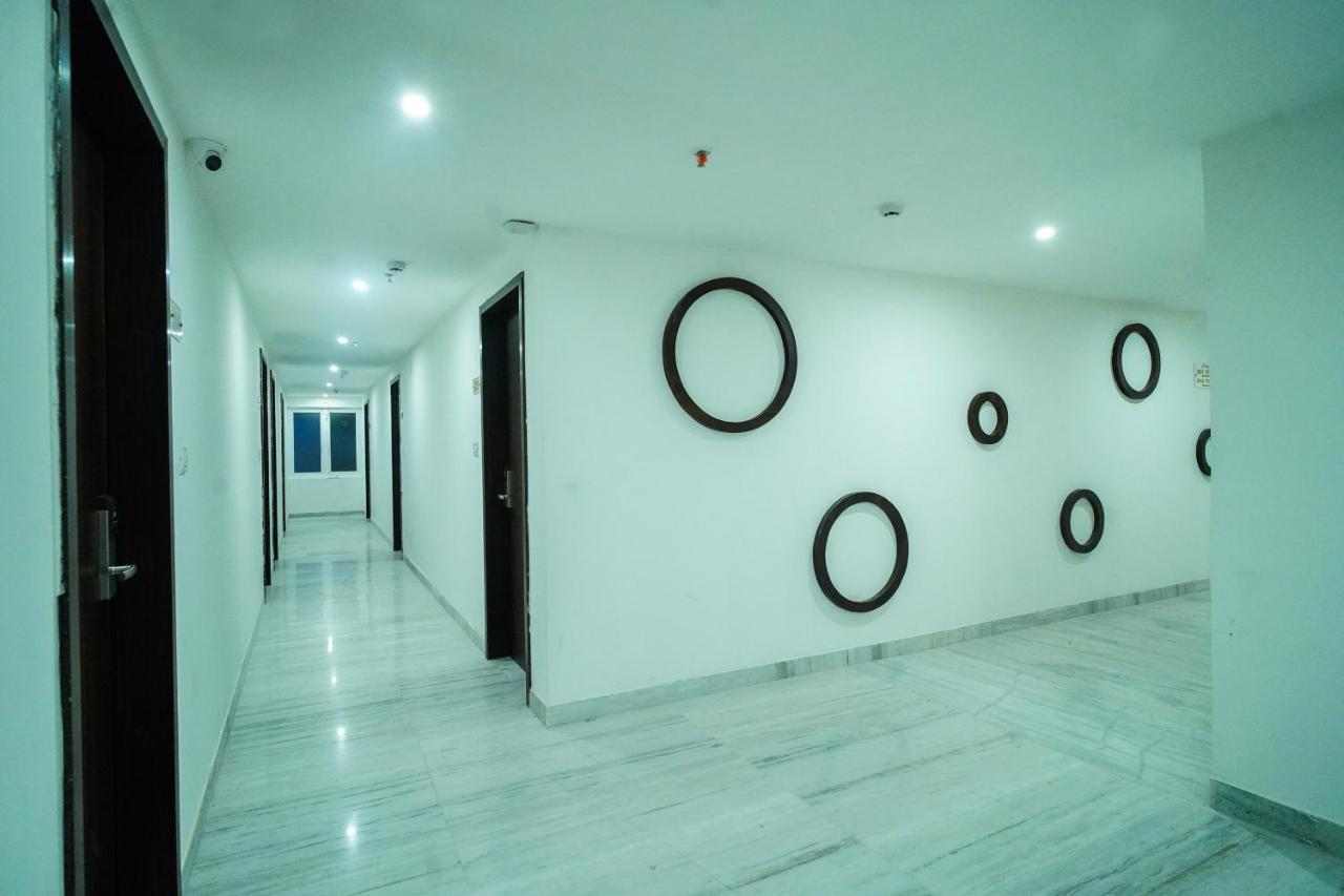 Welkin Hotel , Hyderabad Secunderabad Exterior photo